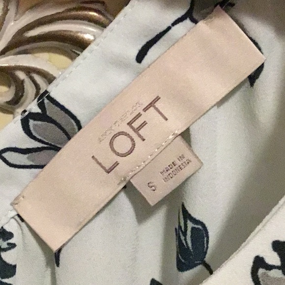 Loft Ruffle Sleeve Blouse - Picture 3 of 3